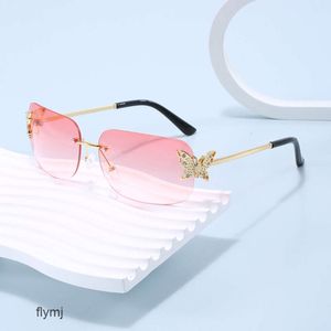 2 pcs Créateur de luxe de mode Nouvelles lunettes de soleil sans cadre avec décoration en métal papillon Y2K style UV400 polyvalent personnalisé et à la mode