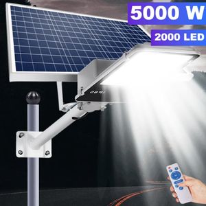 Aluminum Outdoor Solar Street Light - 2000 Lumen LED, Remote Control, Waterproof, Garden Illumination