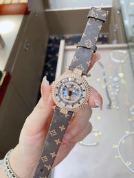 20024 Mode femmes montres quartz sport argent or robe montres dames réservoir carré boîte en acier inoxydable boucle originale analogique montre-bracelet décontractée