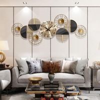 Wall Clocks Clock Modern Design European Fashion Living Room Simple Watch Home Decor Light Luxury Decoration Metal