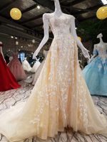 Real Photos Ball Gown Halter 2017 Robe De Mariage Mariee Princesa Champange Cape Formal Evening Prom Dresses Sexy Illusion Back Handmade Flowers Bridal Gown Real Photo