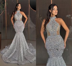 Luxe Argent Perles Paillettes Sirène Robes De Bal Illusion Corsage Licou Cou Sans Manches Longues Femmes Occasion Robes De Soirée Formelle