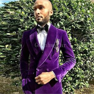 2018 últimos diseños traje de terciopelo púrpura para hombre esmoquin de tamaño personalizado trajes de baile para hombre trajes de boda para novio chaqueta pantalones 2 271f