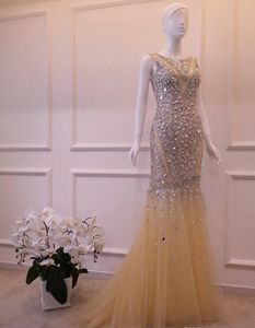 Robes de soirée de sirène de luxe Robes de bal de perles manuelles lourdes Champagne rouge - Nouveaux robes de soirée épaules nues en diamant HY029