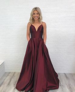 2018 Sexy Long Red Cheap Prom Dresses Spaghetti Straps Backless Deep V Neck Simple Sweep Train Vestidos formales Vestidos de noche elegantes