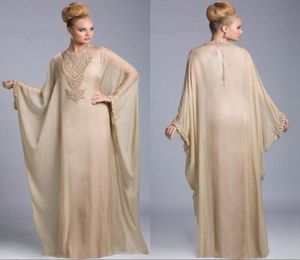 2019 Pas Cher Champagne Abaya Dubaï Caftan Islamique En Mousseline De Soie Cristal Robes De Soirée Arabe Manches Longues Robe De Bal Perlée Robes De Soirée 5526680