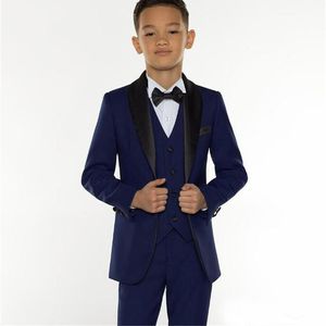 2019 Custom Made Boy Tenue de soirée Enfants Tuxedos Peaked Revers 3 Pièces Enfants Costumes De Fête De Mariage (Veste + Pantalon + Gilet)