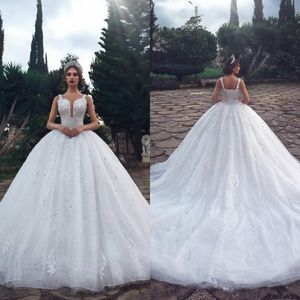 2022 Vestidos de novia de cristal de lujo con cuentas Vestido de bolas SHEER Illusion Spaghetti Cuello sin mangas Largo árabe Vestidos nupciales BC2774