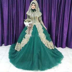 2020 Vestido de fiesta musulmán de encaje verde y dorado Vestidos de novia islámicos Cuello alto árabe Mangas largas Velo Hijab Vestidos de novia de talla grande