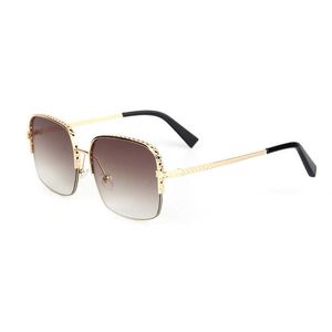 Brand Design Trend Luxury Diamond Rhinestone Sunglasses For Women Men Fashion Retro Unisex Summer Travel Metal Sun Glasses