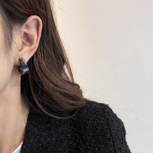 2021 Coréen New Trendy Hollow Stud Moucles d'oreilles vintage Acide acide acrylique Impression de léopard pour femmes Bijoux Femme