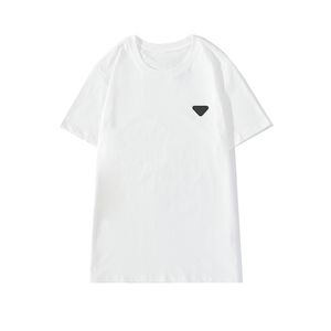 2021 Camiseta informal de lujo para hombre Diseñador de ropa de manga corta Camiseta de algodón al por mayor en blanco y negro talla S ~ 2XL