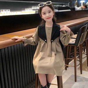 2021 nouvelles adolescentes kaki robe + gilet automne petite fille robe printemps automne fille princesse robe grandes filles vêtements taille 14/16 G1026