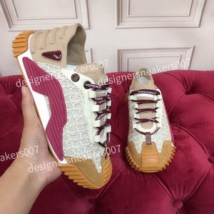 2021 bottes en gros haut de haute qualité Rhyton intensifier chaussures de sport lourds Milan piste mode femmes chaussure fraise rat motif bouche maille robe 35-41