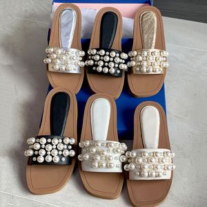 2021 Mujeres Goldie Slide Sandals Designer Pearl Slippers Square Open-toe Flat PFlat Lady Sandalia de calidad superior Beige Negro Cuero de vaca Chanclas de verano con caja 314