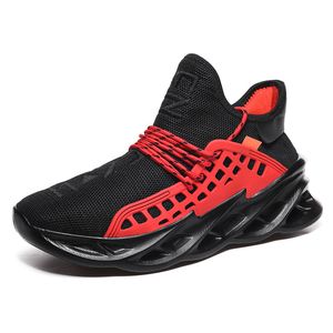 2022 respirant chaussures de course hommes femmes noir blanc vert rouge foncé mode # 29 hommes formateurs femmes sport baskets marche coureur chaussure