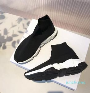 2022 Zapatos de calcetín casual Suela de comodidad de gran tamaño para hombre Plataforma para mujer Entrenadores Hommes Entrenador de cuero Black Glitter 08 Chaussures Triple Alpargatas