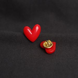 2022 lindo broche de resina con forma de corazón rojo para regalo de enamorados, broche de joyería para fiesta de boda, regalo de Navidad, Año Nuevo, joyería de artista