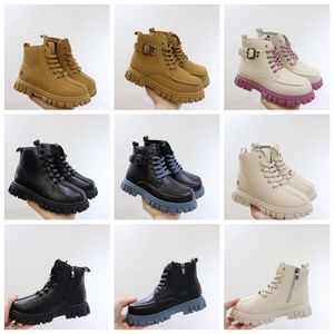 2022 Kid Designer Matin Bottes Chaussures Bébé Hiver Chaud Tout-petit Garçons Filles et Garçon Cheville Bébé Zip Cuir Solide Chaussure En Peluche Doux Confortable Garder Anniversaire Cadeaux De Noël