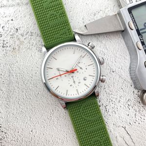2022 relojes de lujo para hombre Todos los diales Reloj de cuarzo de trabajo de alta calidad Reloj cronógrafo de primeras marcas europeas Cinturón de goma moda Seis agujas trabajo al por mayor montre