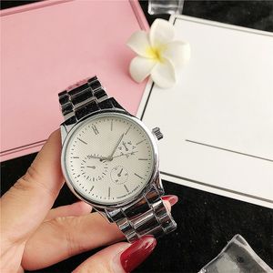 2022 nouvelle mode horloge rose or femme fleur en acier inoxydable montres luxe infirmière dames robes femme montre-bracelet cadeaux pour fille