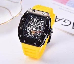 2022 nouveau crâne sport montre ensemble Auger rétro série loisirs mode hommes montres à Quartz homme montre