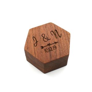 2022 nouvelle boîte à bagues en bois luxe Logo personnalisé noyer en bois bijoux de mariage bagues boîte boîte à bijoux en bois