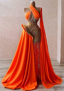 2022 Tallas grandes Árabe Aso Ebi Naranja Lujoso Brillante Vestidos de baile Cristales con cuentas Noche Fiesta formal Segunda recepción Cumpleaños Vestidos de compromiso Vestido ZJ330