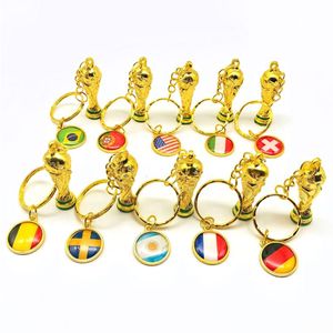 Creative Trophées Porte-clés Football Souvenir Téléphone Sangles Pendentif Drapeau National Porte-clés Suspendu Décoration Sac À Dos Accessoires Top 32 Pays Trophée