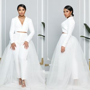 2022 Vestidos de novia blancos simples Chaqueta y pantalones Trajes Falda desmontable País Una línea Vestidos de novia Cuello en V Manga larga Vestido de fuga