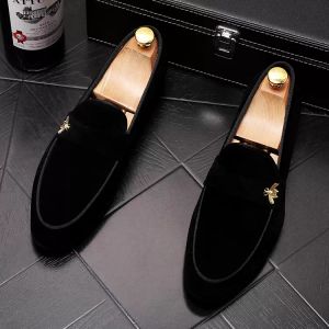 2022 diseñador de verano Hombres Novio Zapatos de vestir peluquero bordado Lujo Flat Walking Party Calzado