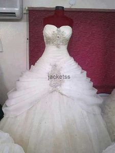 2022 Vintage Ruched A Line Wedding Vestido de novia Cristales de cuello con altura de cuello con cuentas Vestidos nupciales Corsé de cola