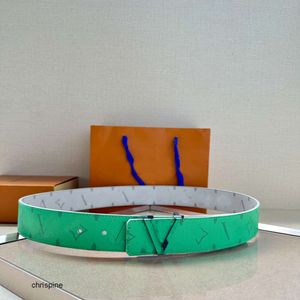 2023 Cinturón de diseñador Hombres Cinturón para mujer Carta casual Hebilla lisa Ancho 4.0 cm Cinturones con caja 10A