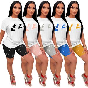 2024 Designer Brand Jogger Costumes Survêtements d'été Tenues pour femmes 2XL T-shirt blanc à manches courtes Deux ensembles de 2 pièces Costume de sport décontracté Vêtements en gros 9564-2