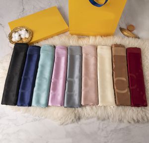 2023 Écharpe de designer pour hommes écharpe en soie douce automne tissu léger sciarpa adapté à toutes les saisons echarpe célèbre foulards pour femmes mode fa03