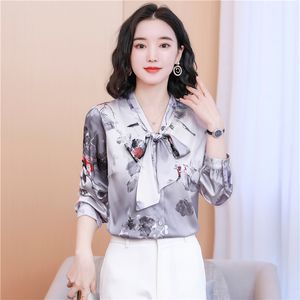 2023 Élégant Ruban Bow Imprimer Chemises Femmes Designer Soie Satin Vintage Blouses À Manches Longues Automne Hiver Chic Piste Bouton Chemises Bureau Dames Casual Tops Formels