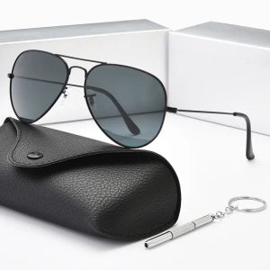 2023 Luxus Herren Klassische Pilot Designer Sonnenbrille HD Polarisierte Sonnenbrille Fahren Angeln Brillen Männer Frauen UV400 Schutz mit Box Bestes Weihnachtsgeschenk