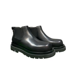 2023 Bottes Martin en cuir véritable pour hommes, fonds de muffins européens et à semelles épaisses et mégots de cigarettes arrondis, bottines Chelsea