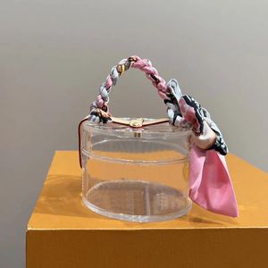 2023 Mini bolsas de cosméticos Bolsa de caja Acrílico Transparencia En forma de barril Bolsas de cosméticos para mujeres Joyas Bolsa de maquillaje Cintas Bolso de embrague Letras de flores antiguas Cartera de mujer de latón