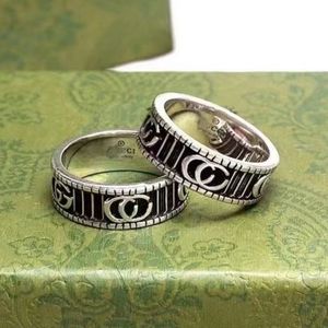 2023 nouvelle bague de créateur Vintage bague à rayures hommes et femmes Couple bague 925 argent mode bague cadeau d'anniversaire