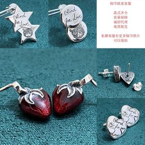 2023 Nouveaux bijoux de mode de haute qualité de luxe pour double fruit fraise chaton en forme d'étoile à cinq branches intrépide sculpté belles boucles d'oreilles