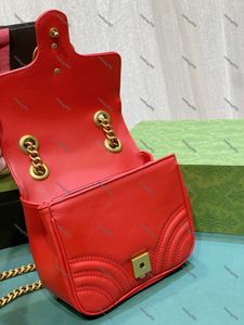 2023 Nouveau sac à bandoulière pour femme avec bandoulière en chaîne 739682 Marmont Square Bag Women Messenger Bag Quilting Real Leather Calfskin Black Bag Luxury Designer Shoulder Bag