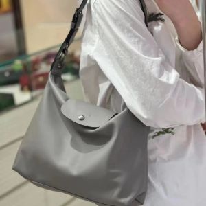 2023 Nuevo bolso de hombro de cuero para mujer Casual Hobo Bolsas de axila Bolso de diseño de lujo Monederos de marca Moda de gran capacidad Cartero Bolso de mano barato 2508