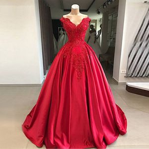 2023 princesse robe de bal robes de bal col en V mancherons robe de soirée rouge avec dentelle perlée appliques élégantes robes de soirée en satin