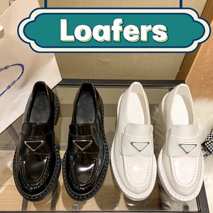 2023 Mocassins Designer Femmes Casual Chaussures Monolith Loafer hommes femmes Plate-forme Baskets Chocolat en cuir satiné Cuir brossé écru sabots en daim baskets de luxe