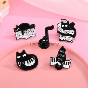 2024 Musique classique Metal Brooch Piano Cat Skull Phonograph Guitar Harp Accordion violon Rock Disc Metal Badge Punk Pin Lapon épingles Bijoux Accessoire