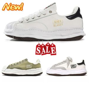 2024 Designer New Lace Up Fashion Casual Chores Outdoor Men et femmes Casual Comfort Sneakers Blanc Blanc White-Resistant Sports Chaussures Box Taille 36-45