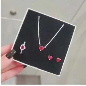 2024 Designer Pandoraring Dora's Band Rings Best-seller Love Earring Ring Piece Set avec diamant collier en argent