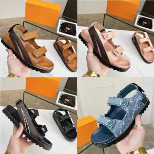 2024 Flat Comfort Sandal Top sandales de luxe pantoufles pour femmes hommes diapositives Monogran denim pour un look estival décontracté Hook Loop chaussures de sport