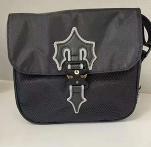 2024 IRONGATE T Sac à bandoulière UK Londres Mode Sac à main Sacs imperméables Trapstar Luxury Designer Sports Messenger Bag College Livraison gratuite 1158ess